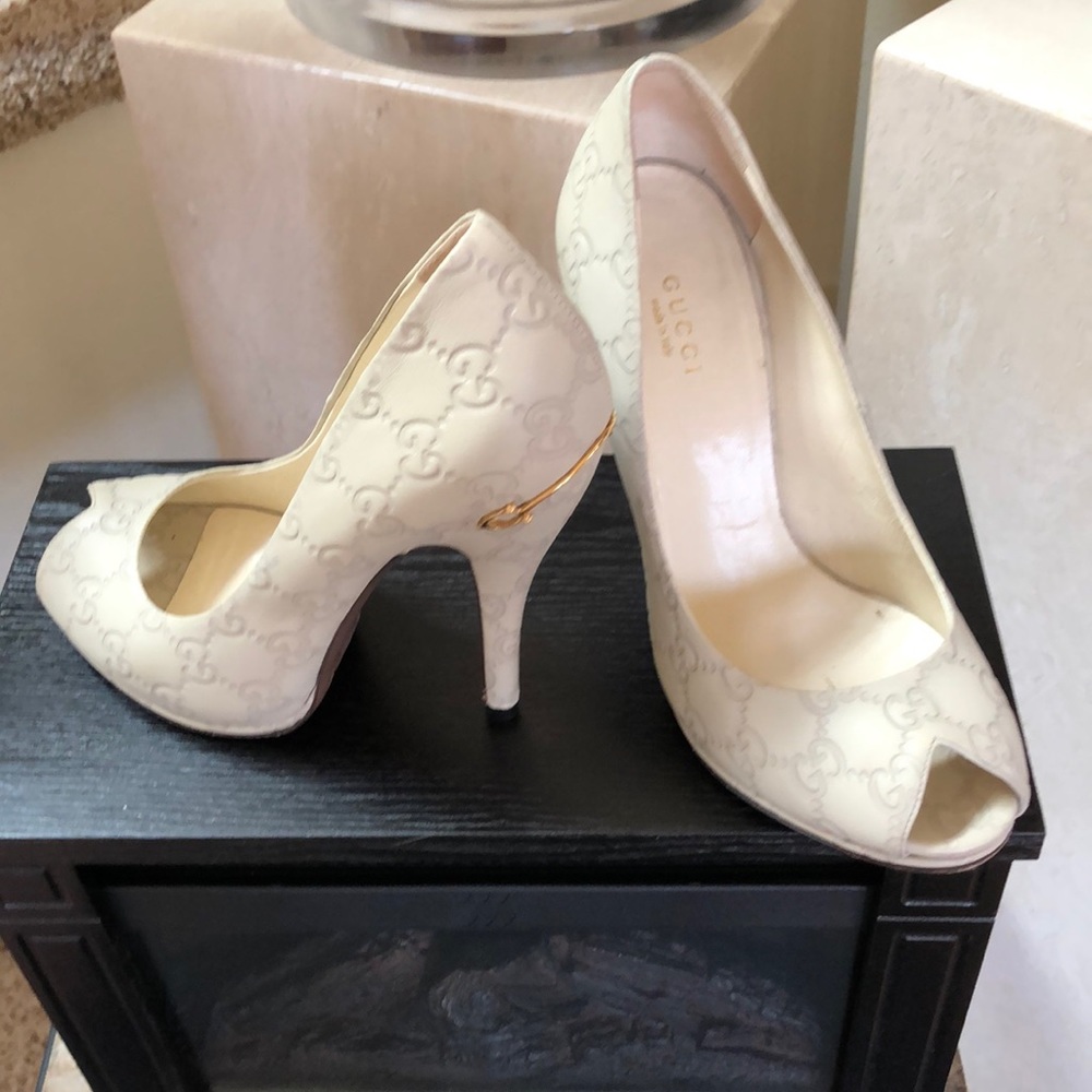 Gucci Women's Cream Peep-Toe High Heels